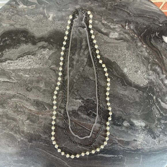 Vintage Inspired Long Pearl and Chain Necklace Elegant Layered Design 34" Length - Picture 9 of 10